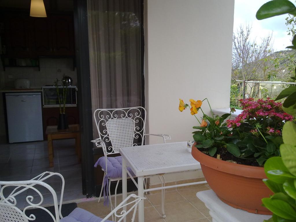 Spiridoula Apartments Agios Stefanos Avliotes  Exteriör bild
